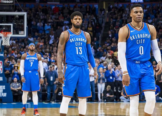 借助官推触 借助官推触